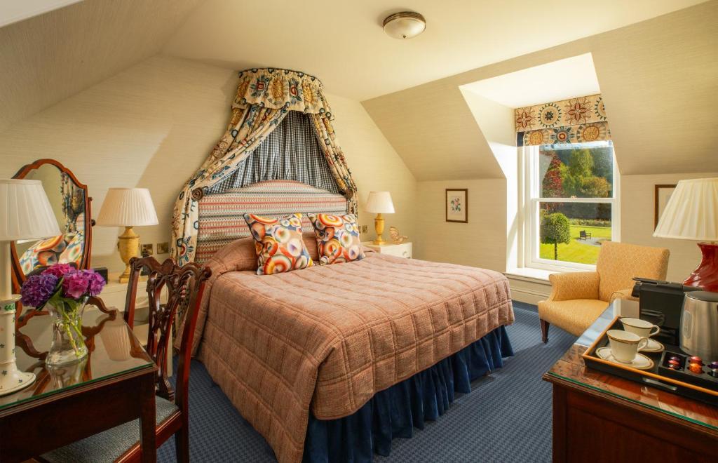 Inverlochy Castle Bedroom
